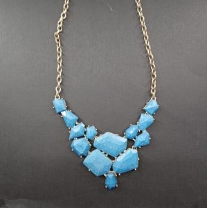 Bib necklace in blue 💙. Free GIFT w/ purchase🎁